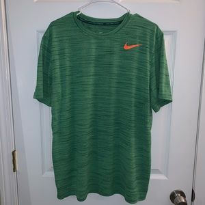 MENS Nike Dri Fit tshirt